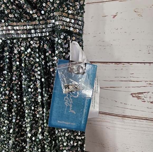 NWT Mac Duggal | Cap Sleeve Green Sequined High Slit Gown - Picture 10 of 10